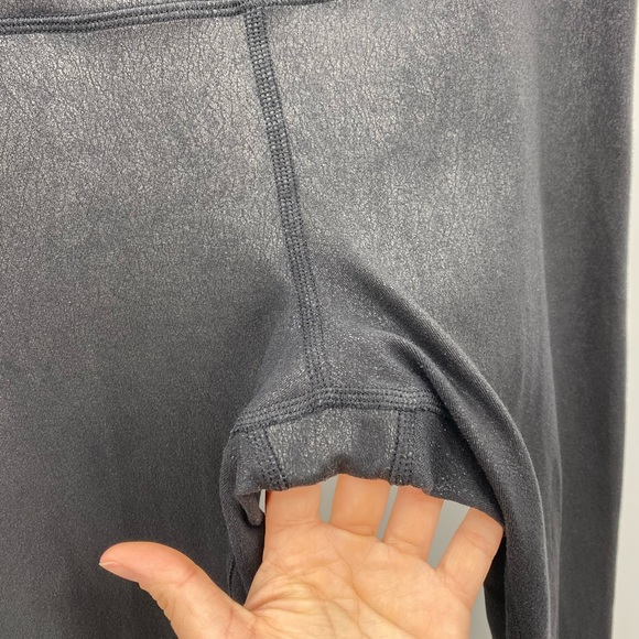 ALO Cracked Liquid Air Brushed Legging Medium - Picture 4 of 8